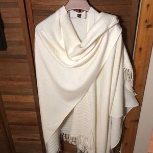 Woman’s Wrap Sweater